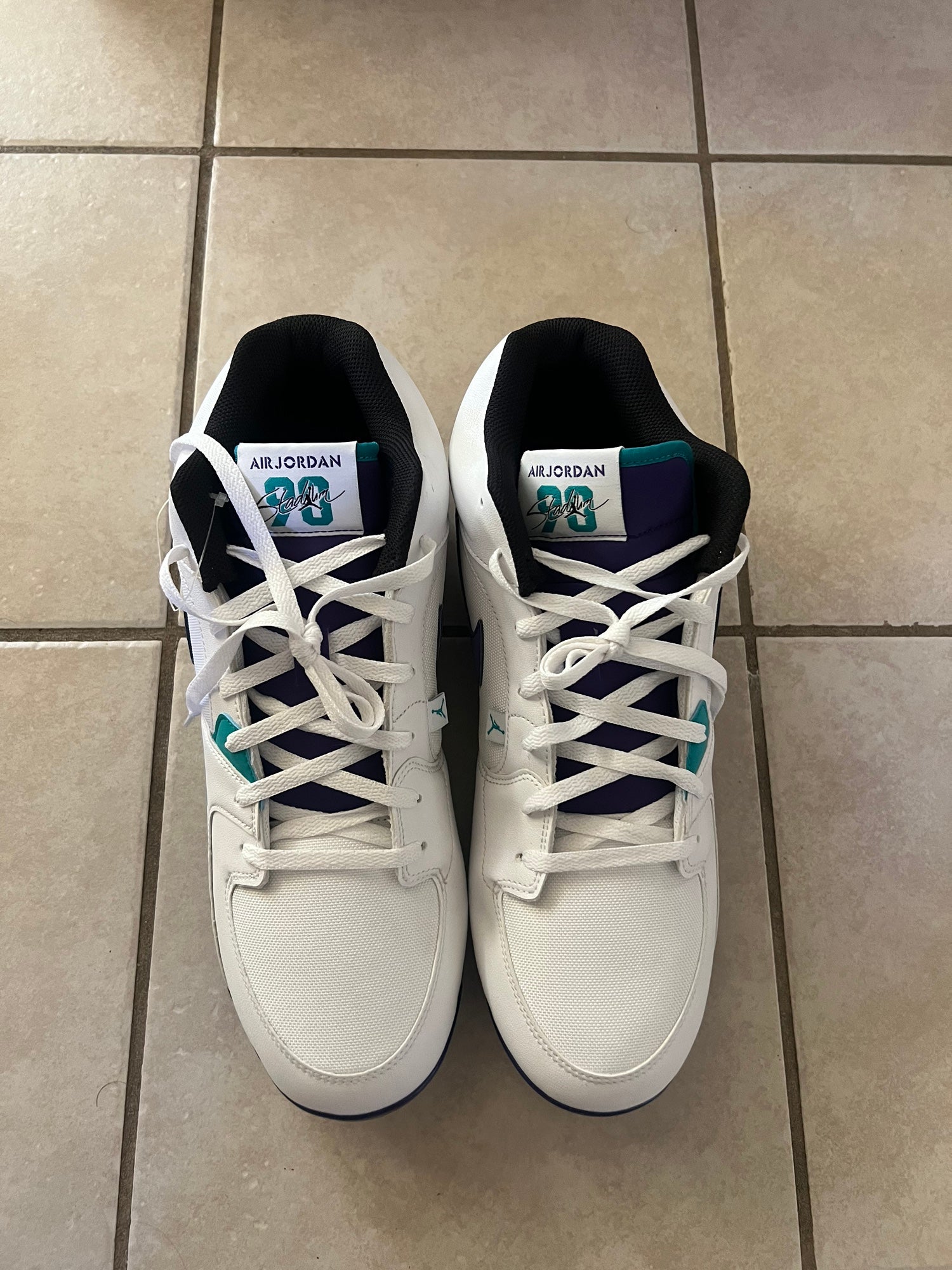 Nike Air Jordan Stadium 90 Football Cleat White Grape Ice  display picture 2