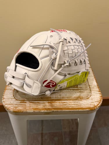 Rawlings Liberty Advanced Softball Glove 12" *RHT*