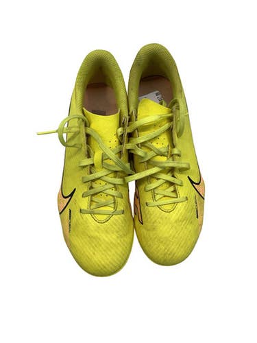 Used Nike Soccer Cleats Yellow Junior 04 11347-S000265609