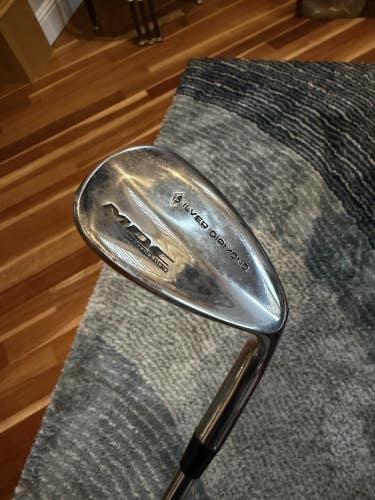 Silver Diamond MDC Golf Wedge 52 Degree Sand Right Hand Men's Steel Shaft 35.5