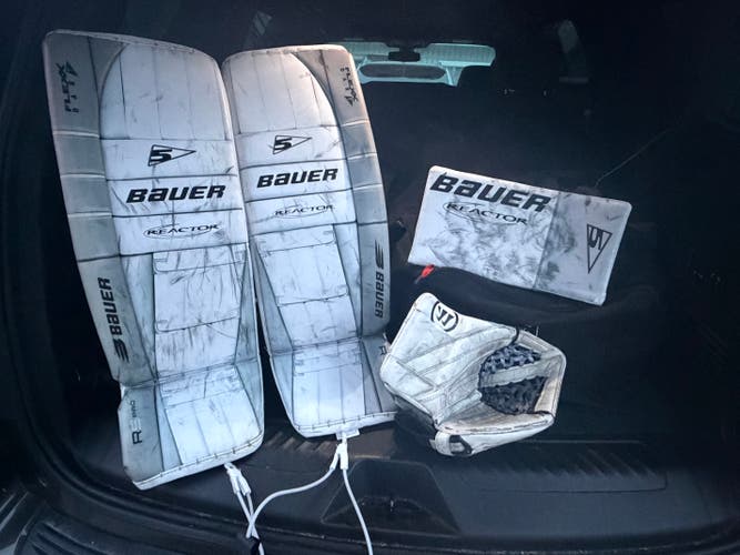 32" 2024 Bauer Reactor R5 Pro Regular Goalie Full Set Pro Stock (Used)
