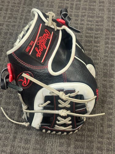 Rawlings Heart of the Hide RH Baseball Glove 11.5" (Used)