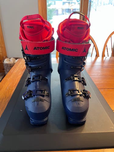 2024 Atomic Hawx Magna 120S Ski Boots | Size 30.5 | Wide Fit | Like New