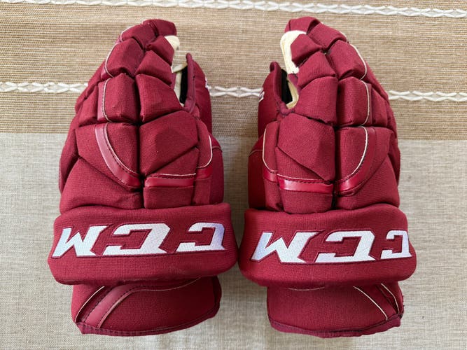 Phoenix Coyotes CCM HG12 Gloves 14" Pro Stock (New)