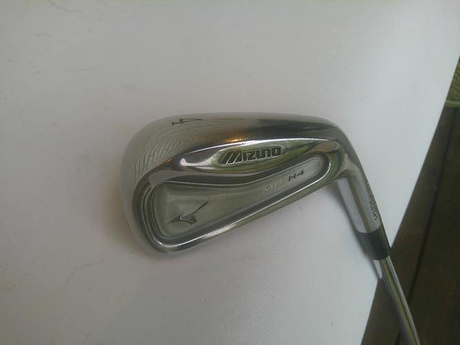MIZUNO MP-H4 Forged 4-Iron w/ True Temper DG R300 Regular Flex Shaft
