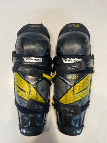 Youth Bauer Supreme Ultrasonic 10" Shin Pads (Used)