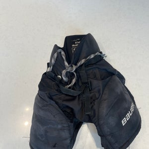 Men's Youth Small Bauer Nexus 400 Hockey Pants (Used)