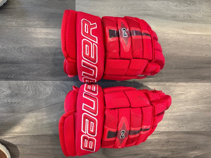 Bauer Nexus N9000 Gloves 14" (Used)