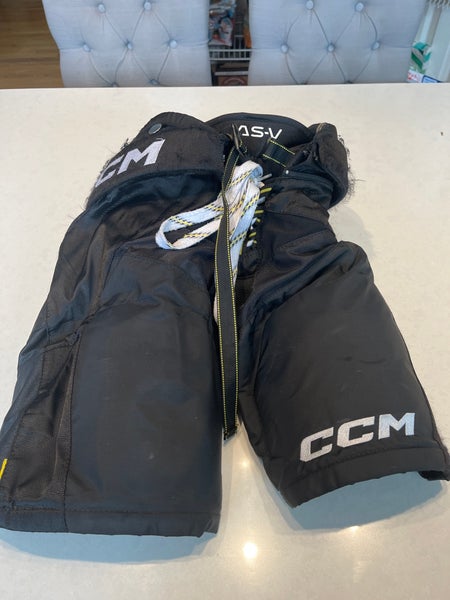 Men's Junior Medium CCM Tacks AS-V Hockey Pants (Used)