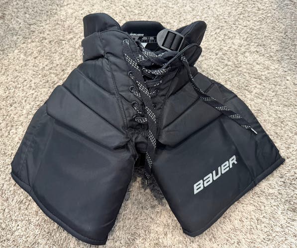 Junior Small/Medium Bauer GSX Hockey Goalie Pants (Used)