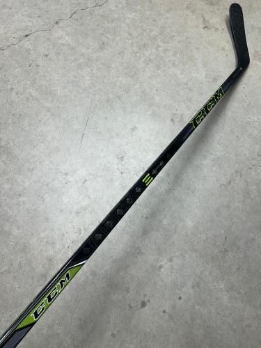 90 Flex P29 Senior CCM Ribcore Reckoner Left Hand Hockey Stick Pro Stock NHL (New)