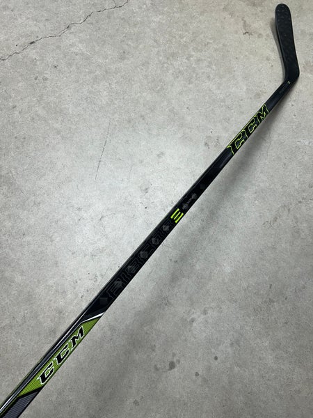 90 Flex P29 Senior CCM Ribcore Reckoner Left Hand Hockey Stick Pro Stock NHL (New)