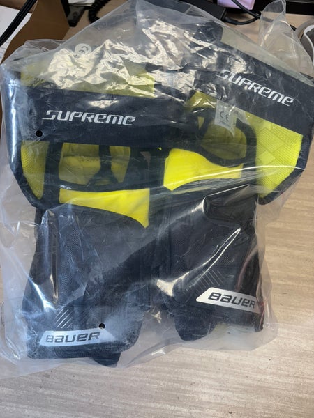 Senior Medium Bauer Supreme M3 Elbow Pads (New)