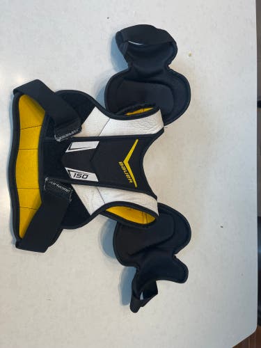 Men's Small Youth Bauer Supreme 150 Shoulder Pads (Used)
