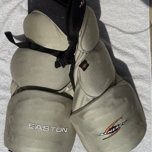 Large Easton Synergy Girdle (Used)