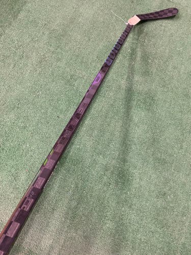 Warrior Covert QR6 Pro Hockey Stick Right Handed Pro Stock | W03 85 Flex