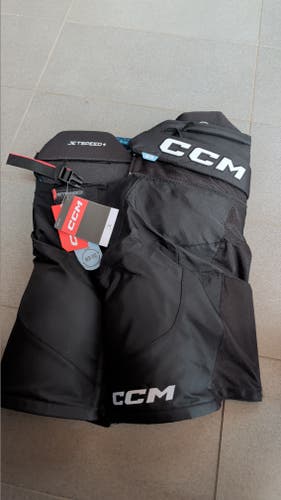 Men's Senior Medium CCM JetSpeed + Hockey Pants (New)