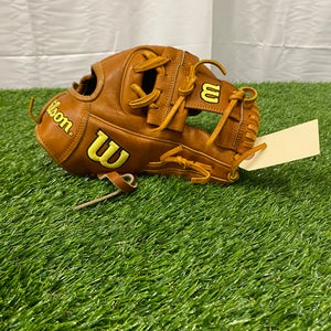 Wilson A2000 RH Infield Baseball Glove | 11.5"