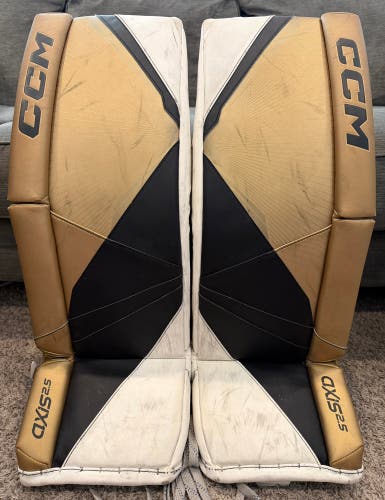 30" +1 CCM Axis 2.5 with Single Break Goalie Leg Pads (Used)