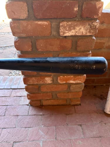 2021 Louisville Slugger C271 Maple Bat 29 oz 32" (Used)