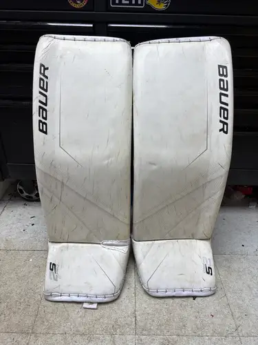 Senior Medium / 34" Bauer Supreme 2S Pro Goalie Leg Pads (Used)