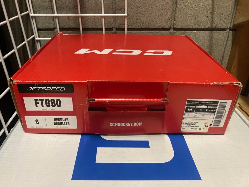 NEW CCM JetSpeed FT680 Intermediate Hockey Skates Regular Width Size 6