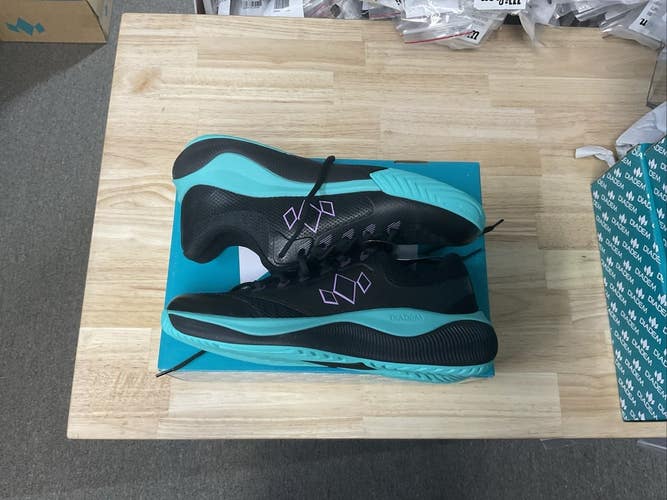 Diadem Unisex Court Flo Men’s Size 11 And Women’s Size 12.5 (Black/Teal)