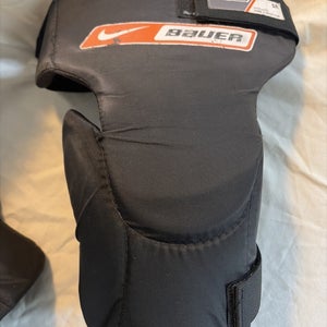 Senior Bauer Pro Goal Ice Hockey Goalie Knee & Thigh Pad