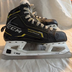 Senior Size 7 CCM SUPER TACKS 9380 Ice Hockey Goalie Skates. Excellent Condition