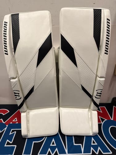 33" +1.5” 2024 Warrior Ritual G7 Pro Goalie Senior Leg Pads (New) White/Black