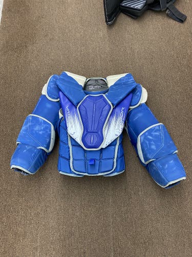 Small Bauer Hyperlite Goalie Chest Protector (Used) DO NOT BUY