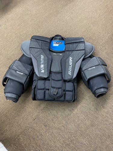 Small Bauer Elite Goalie Chest Protector (Used)DO NOT BUY