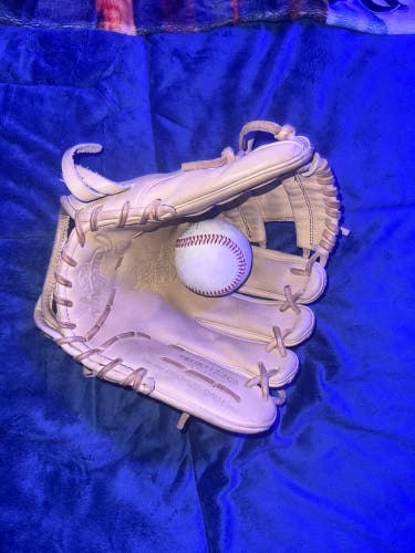 RH Rawlings Heart of the Hide Baseball Glove 11.25" (Used)