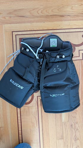 Junior Small Vaughn Ventus SLR Jr Hockey Goalie Pants (Used)