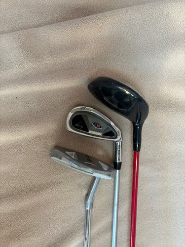 Junior 39” US Kids Golf WT-30 Right Handed Clubs (Full Set) Junior (Used)