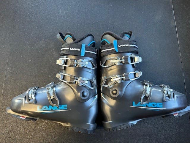 Mondo 27 & 27.5 Women's Lange RX Pro RTL Ski Boots Medium Flex (New)