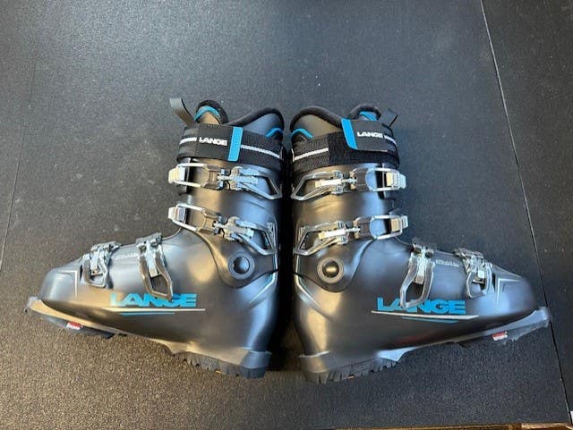 Mondo 25.5 Women's Lange RX Pro RTL Ski Boots Medium Flex (New)
