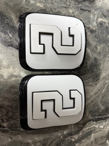 Medium Adult Adidas + Custom thigh pads (2)