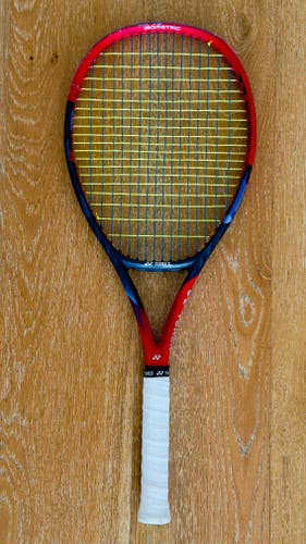 Yonex VCORE 100 (300g) - Grip 4 1/4 - 1 X Red & 2 X Sand Beige Limited Edition! (USED)