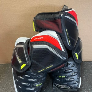 Used Bauer Vapor Hyperlite Elbow Pads Sr. Medium