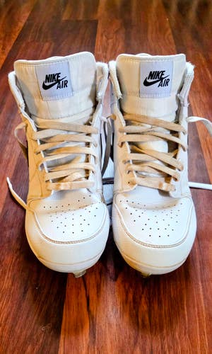 White Men's Size M 9.5 (W 10.5) Adult Air Jordan High Top Metal (Used)