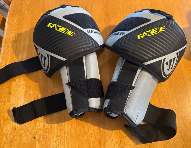 Used Intermediate Warrior Ritual x3 Goalie Knee Pads