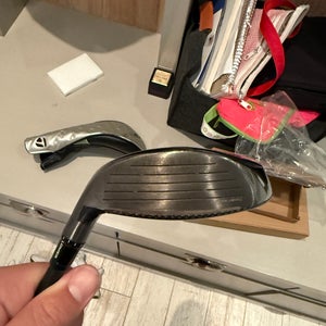 Men's 2025 TaylorMade TaylorMade Qi35 Right Handed Fairway Wood Stiff Flex 3 Wood (Used once)