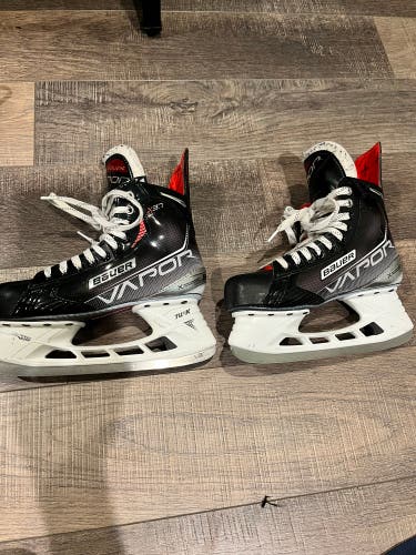 2021 Bauer Vapor X3.7 Hockey Skates 6.5 (Used)
