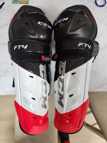 Senior CCM JetSpeed FT4 16" Shin Pads (Used)