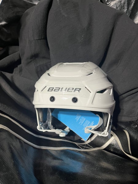 Small Bauer Hyperlite Helmet (New)