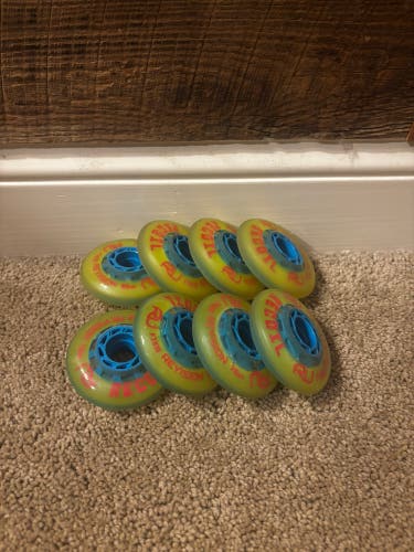 Used Revision Recoil Firm Roller Hockey Wheels Hi-Lo Setup