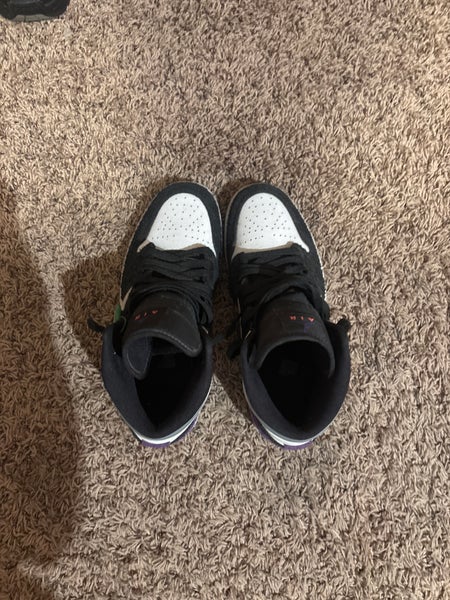 White Unisex Size M 8.0 (W 9.0) Adult Air Jordan 1 Mid Shoes (Used)