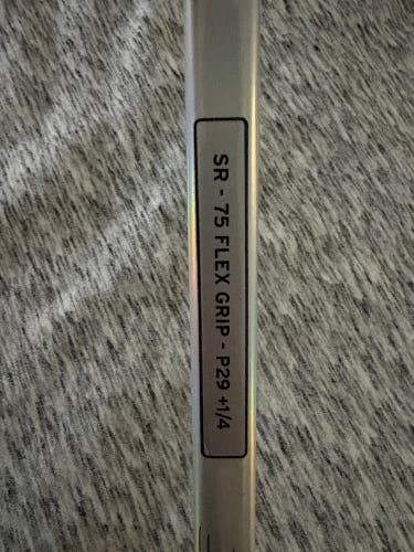 Senior CCM JetSpeed FT8 Pro Right Handed Hockey Stick P29+1/4 75 Flex (New)