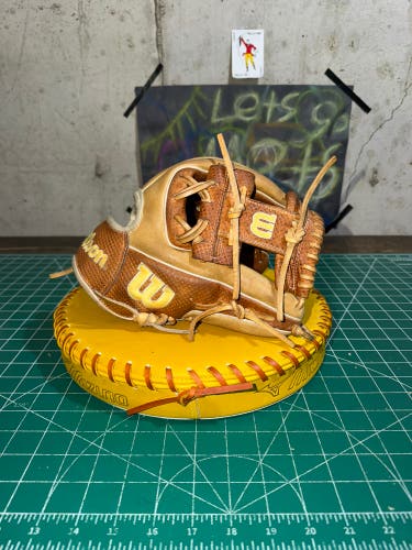 Wilson A2000 SC86 11.5" Infield Baseball Glove with Spin Control Technology
